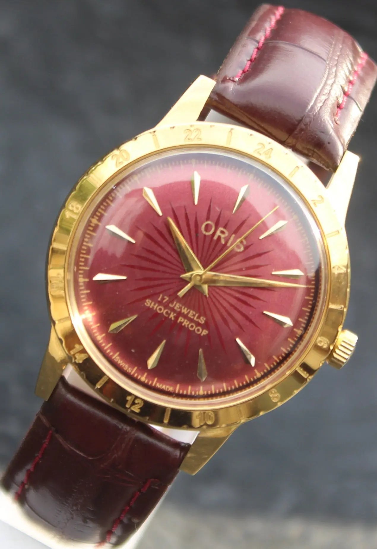 Oris Vintage 17 Jewels FHF ST96 Mechanical Hand Wind Swiss Made Wristwatch - Genuine Vintage Watches