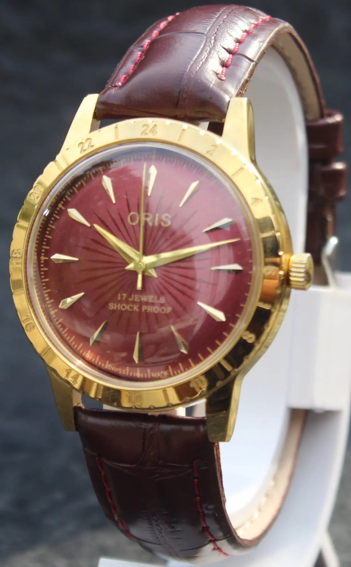 Oris Vintage 17 Jewels FHF ST96 Mechanical Hand Wind Swiss Made Wristwatch - Genuine Vintage Watches