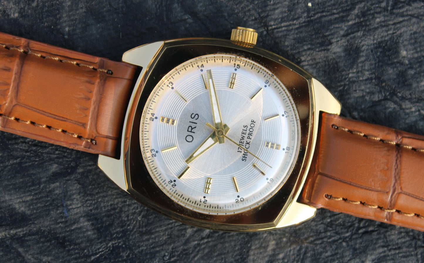Hand Winding Watch ORIS Vintage 17 Jewels FHF ST96 Mechanical Hand Wind Swiss Made - Genuine Vintage Watches