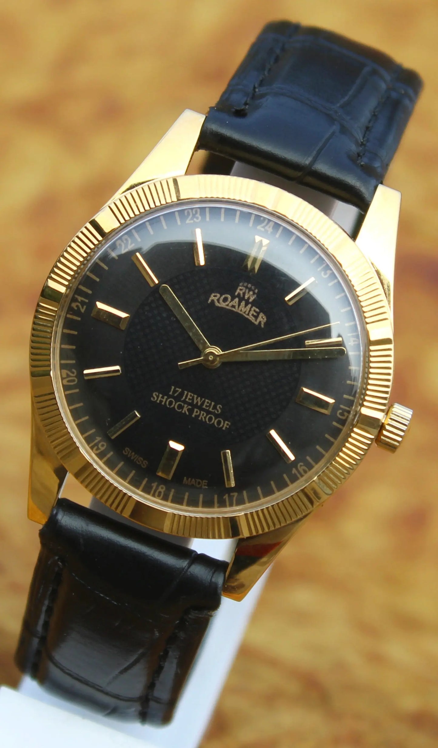 Antique Vintage Roamer ST96 17 Jewels Mechanical Hand Winding Wristwatch - Genuine Vintage Watches