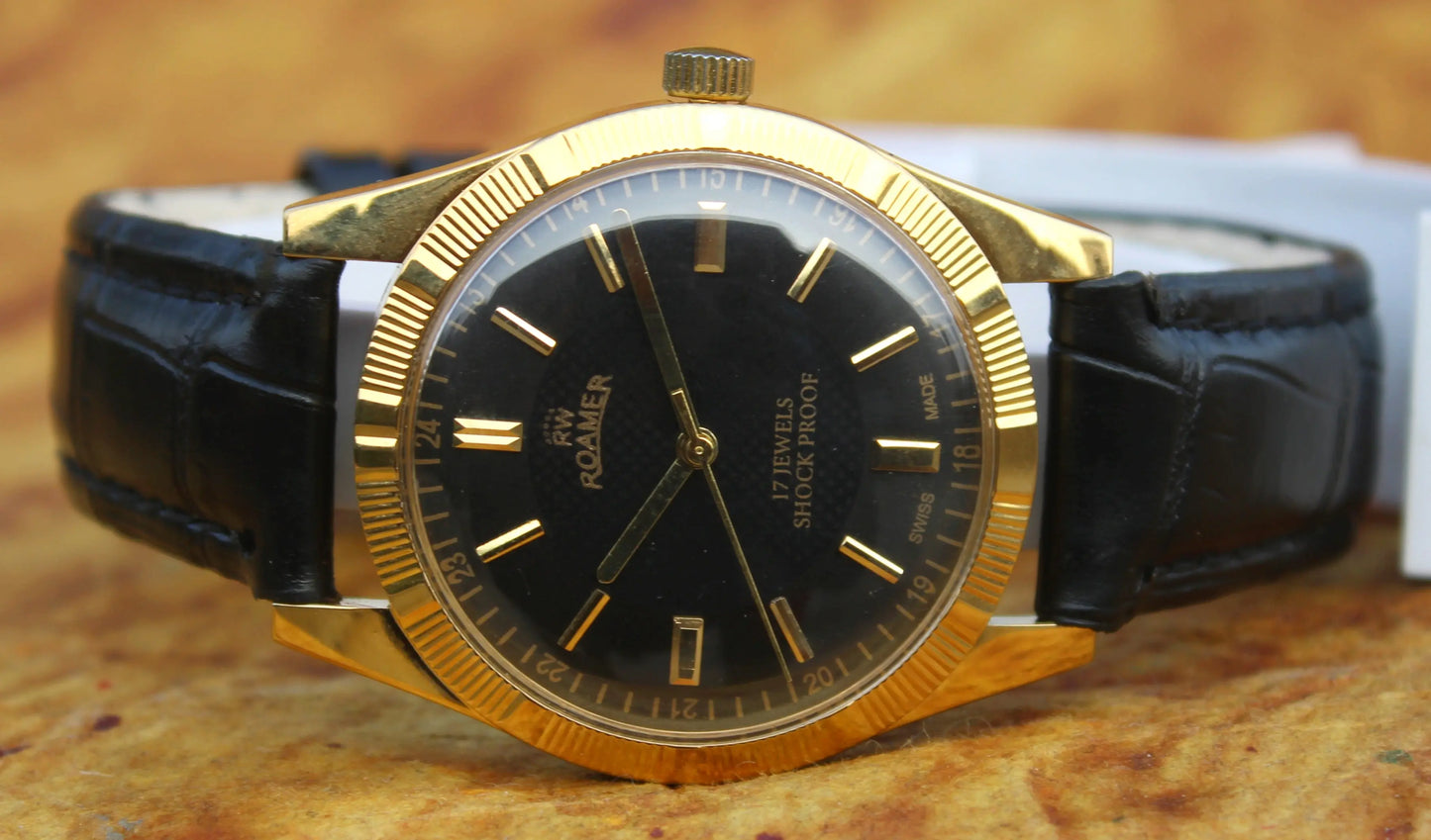 Antique Vintage Roamer ST96 17 Jewels Mechanical Hand Winding Wristwatch - Genuine Vintage Watches