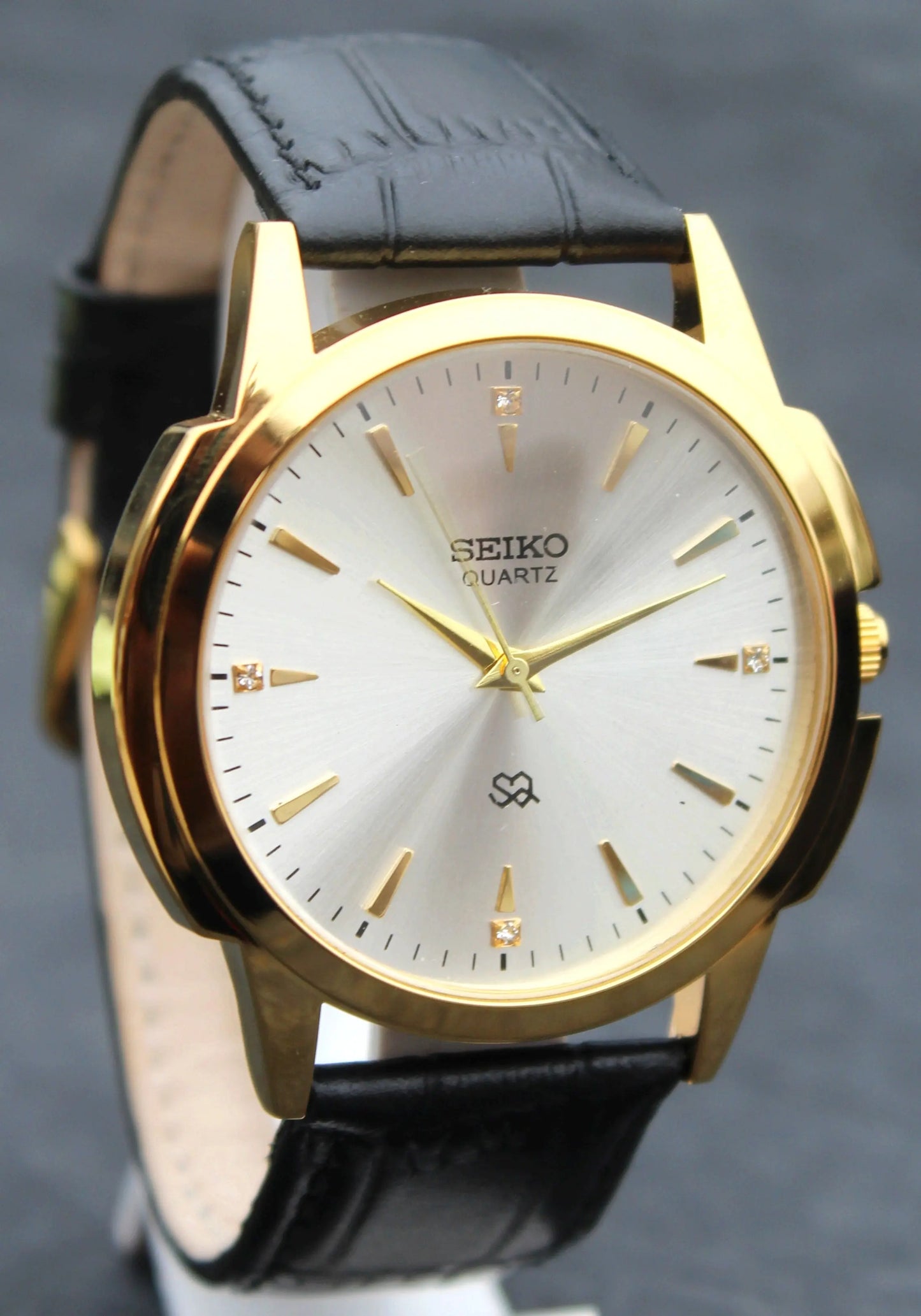 Seiko Quartz Japan Made Gold Plated Case Silver Dial Faux Leather Strap Wristwatch - Genuine Vintage Watches