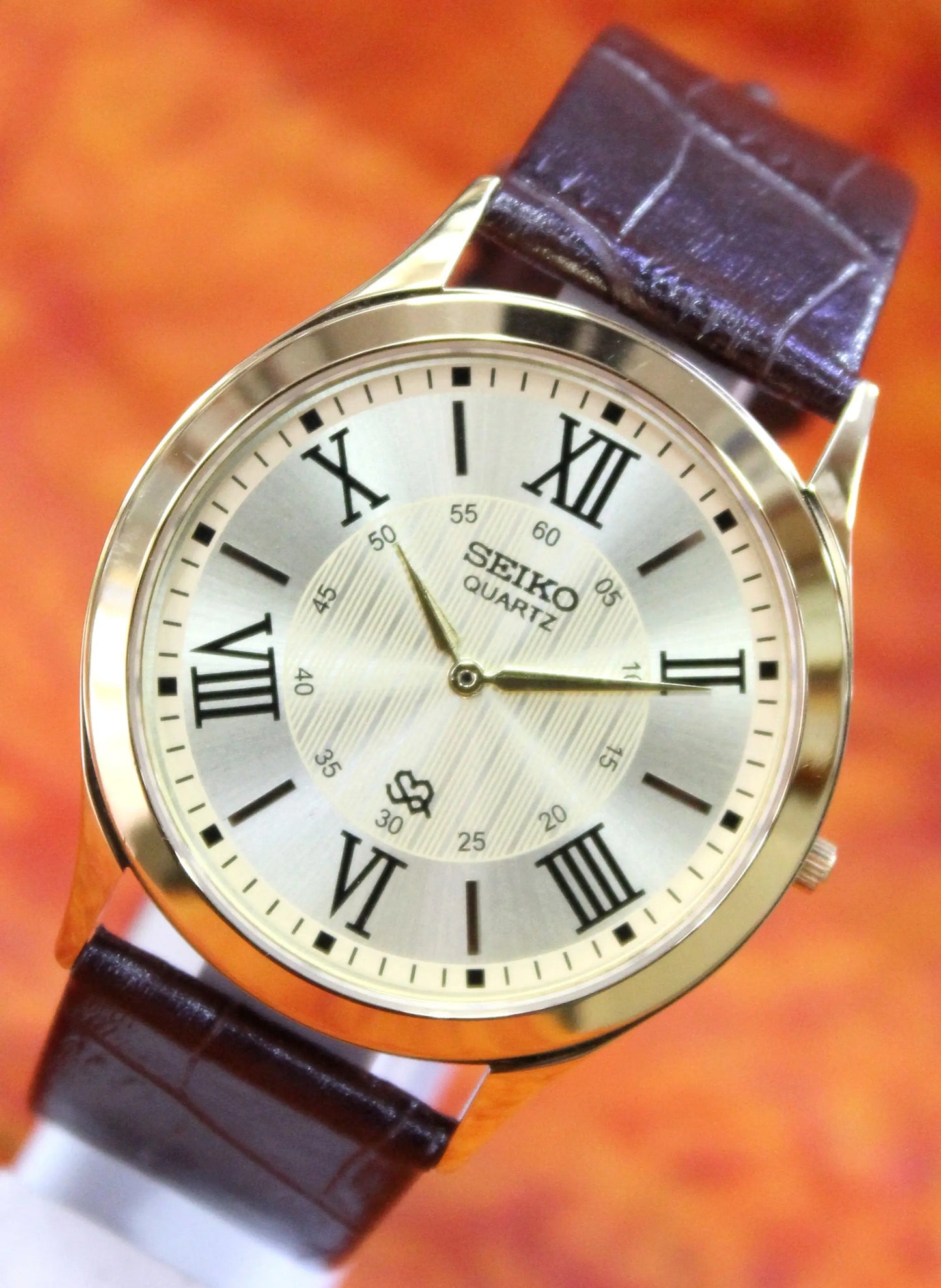 Seiko Quartz Japan Made Super Slim Two Hands Stainless Steel Case Gold Dial Wristwatch - Genuine Vintage Watches