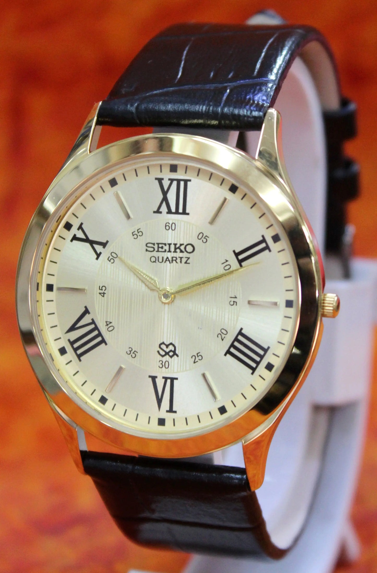 Seiko Quartz Super Slim Two Hands Japan Made Gold Plated Case Gold Dial Wristwatch