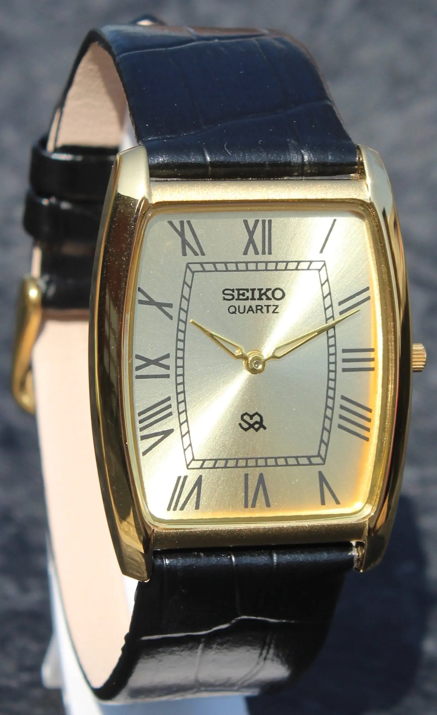 Seiko Quartz Super Slim Two Hands Japan Made Gold Plated Case Golden Dial Wristwatch - Genuine Vintage Watches