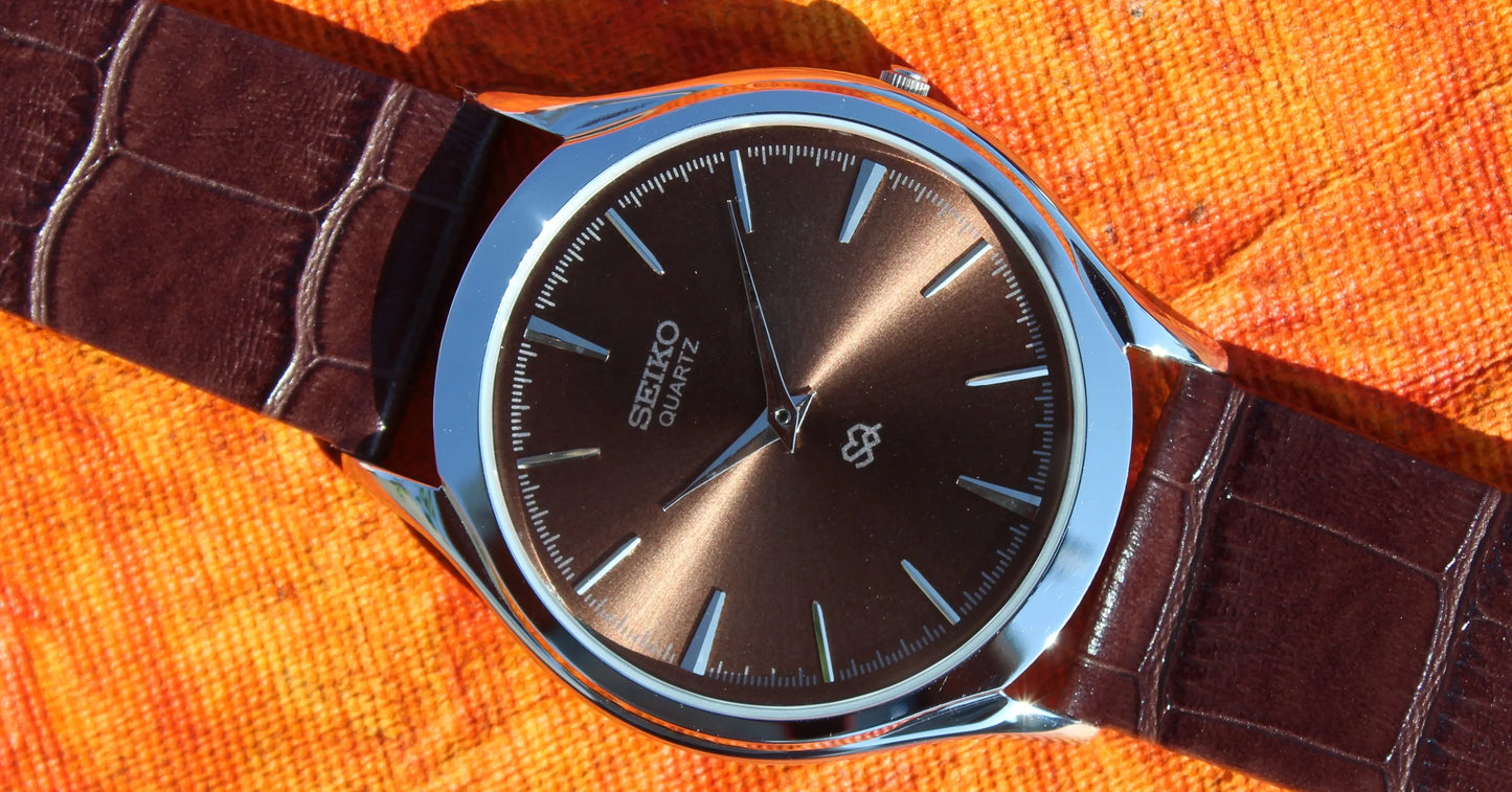 Seiko Quartz Super Slim Two Hands Japan Made Stainless Steel Case Brown Dial Wristwatch - Genuine Vintage Watches