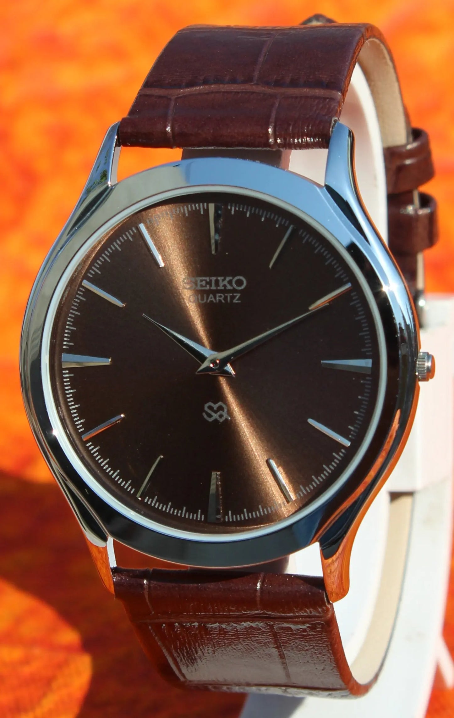 Seiko Quartz Super Slim Two Hands Japan Made Stainless Steel Case Brown Dial Wristwatch - Genuine Vintage Watches