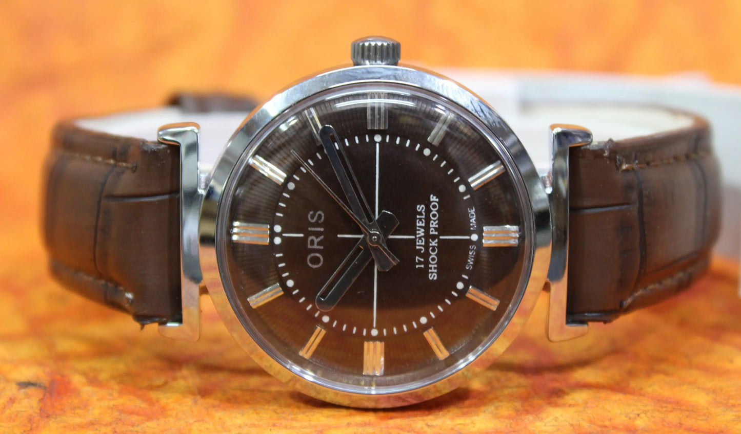 Men's Antique Watch ORIS Vintage 17 Jewels ST96 Mechanical Hand Wind Mechanism - Genuine Vintage Watches