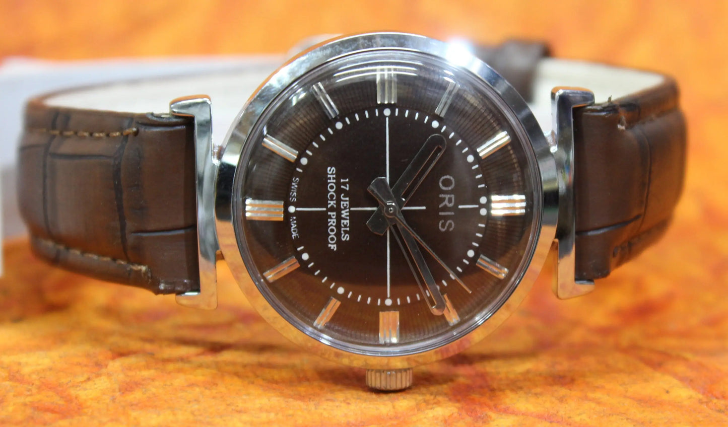 Men's Antique Watch ORIS Vintage 17 Jewels ST96 Mechanical Hand Wind Mechanism - Genuine Vintage Watches