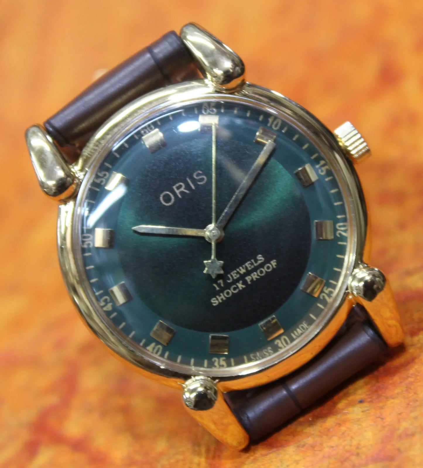 Antique Vintage ORIS 17 Jewels FHF ST9 Mechanical Hand Wind Swiss Made Men's Wristwatch - Genuine Vintage Watches