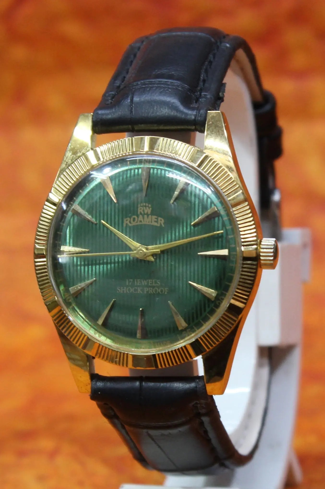 Swiss Made Watch Roamer 17 Jewels ST96 Hand Wind Mechanical Vintage Movement - Genuine Vintage Watches
