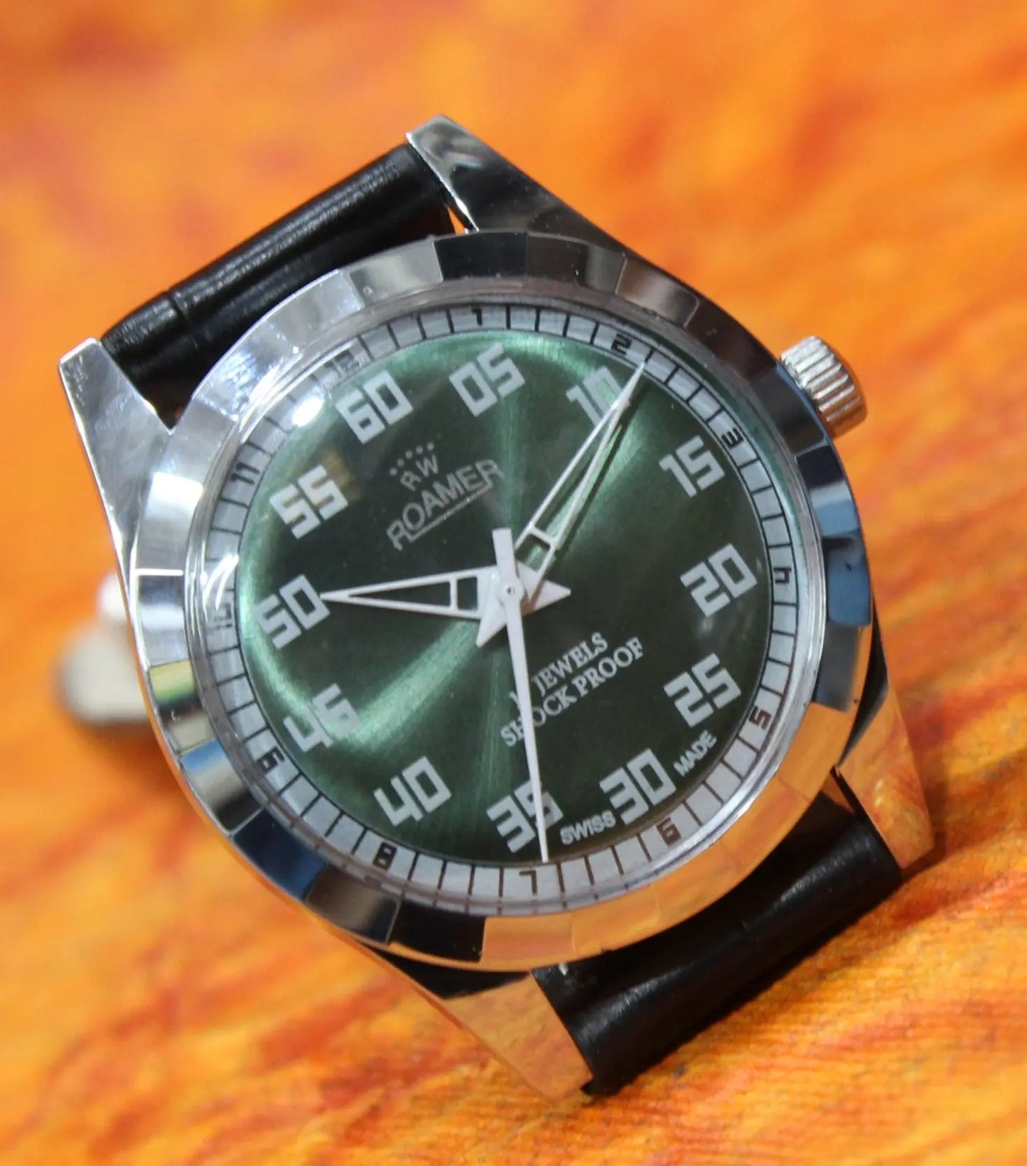 Roamer Vintage 17 Jewels FHF ST96 Mechanical Hand Winding Swiss Made Black Dial Wristwatch - Genuine Vintage Watches