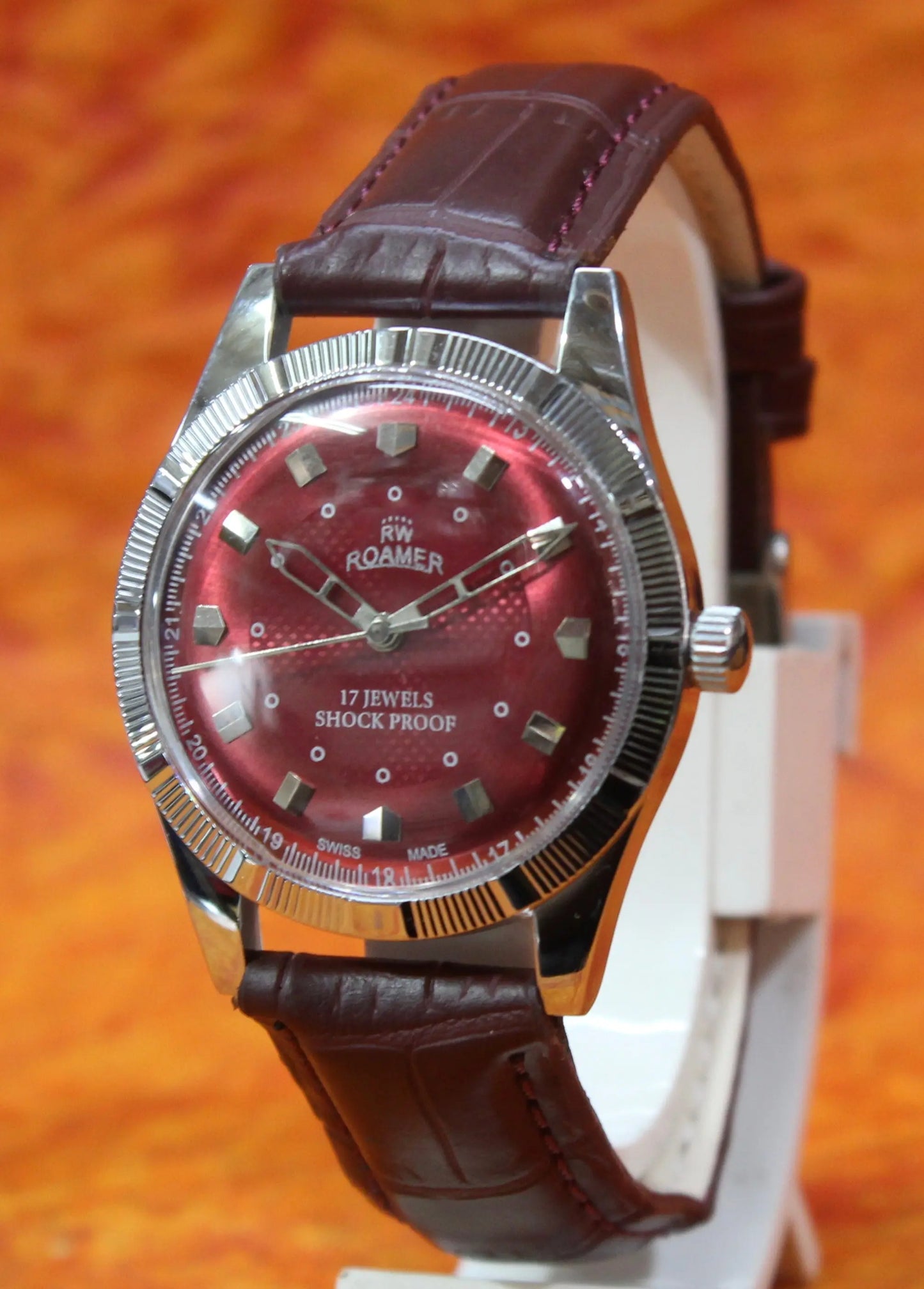 Red Dial Watch Roamer Vintage 17 Jewels FHF ST96 Mechanical Hand Winding Swiss Made - Genuine Vintage Watches