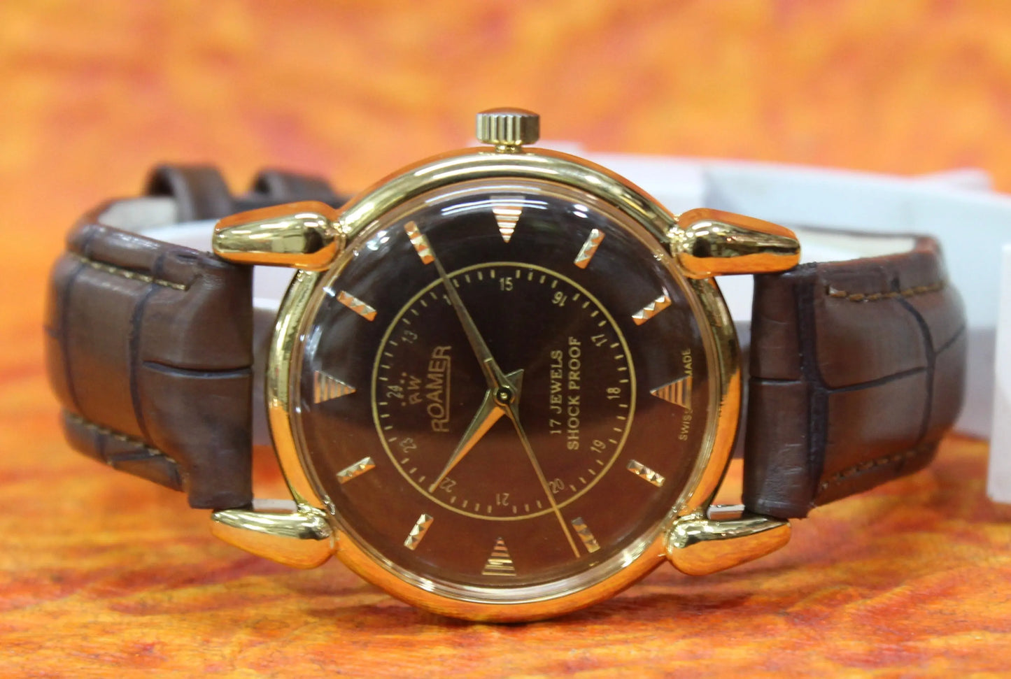 Swiss Made Mechanical Watch Roamer 17 Jewels FHF ST96 Mechanism - Genuine Vintage Watches