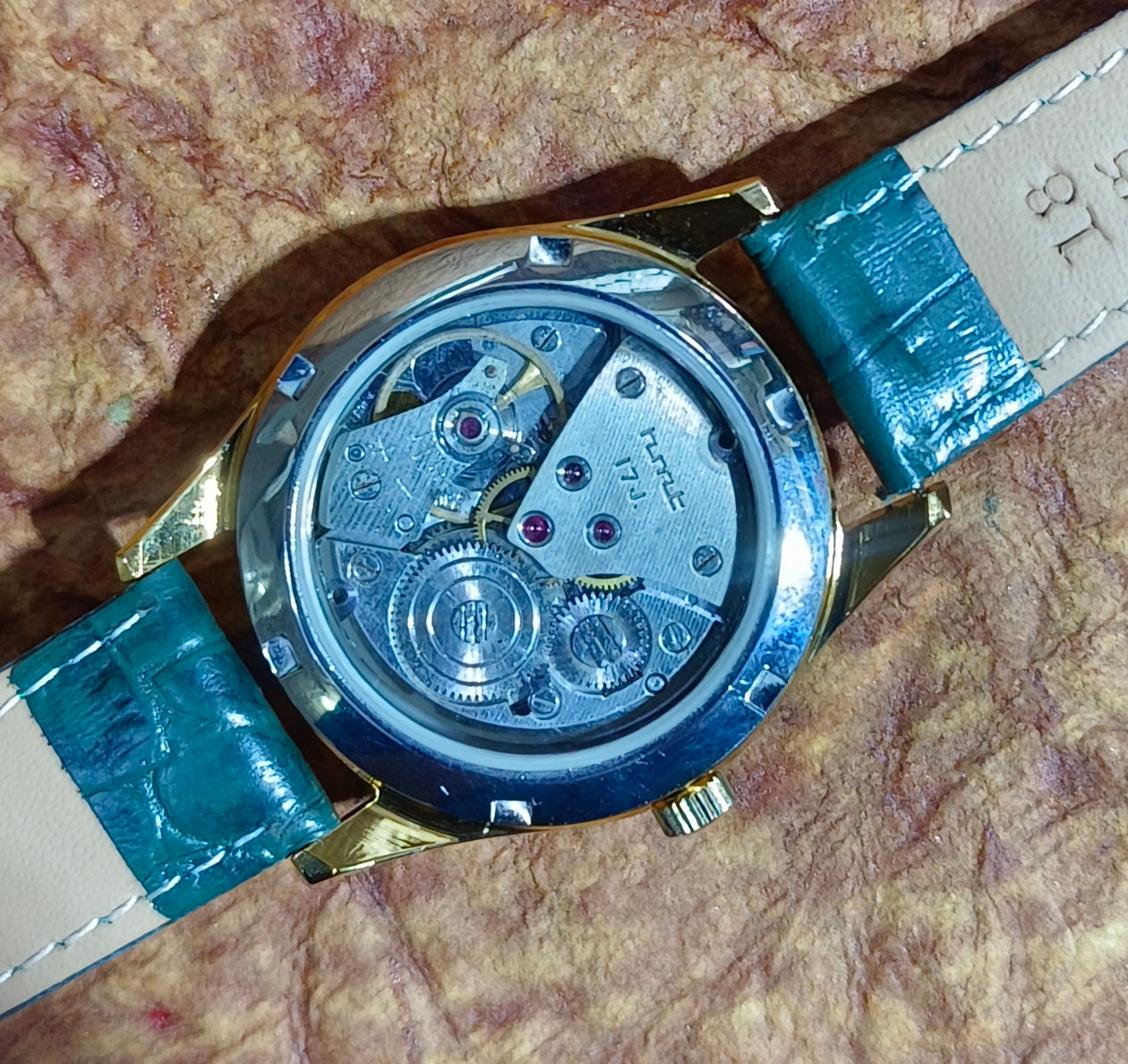 HMT Malhar Vintage Mechanical Hand Wind Watch Display Case Back Men's Watch Geniune-Vintage-Watches