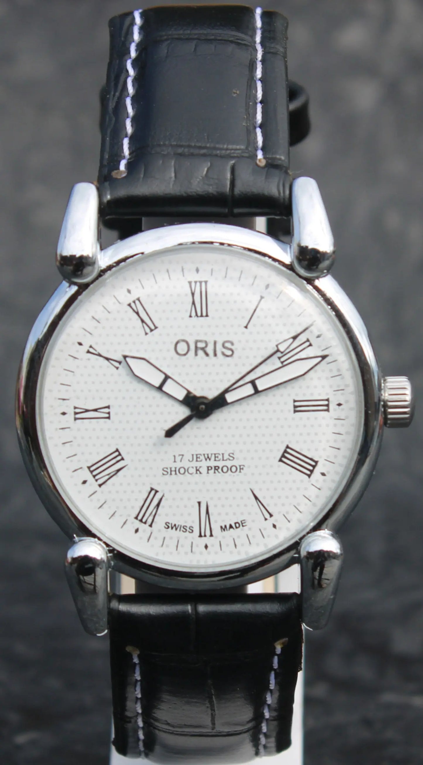 Mechanical Hand Winding Wristwatch ORIS Vintage 17 Jewels FHF ST96 Swiss Made - Genuine Vintage Watches