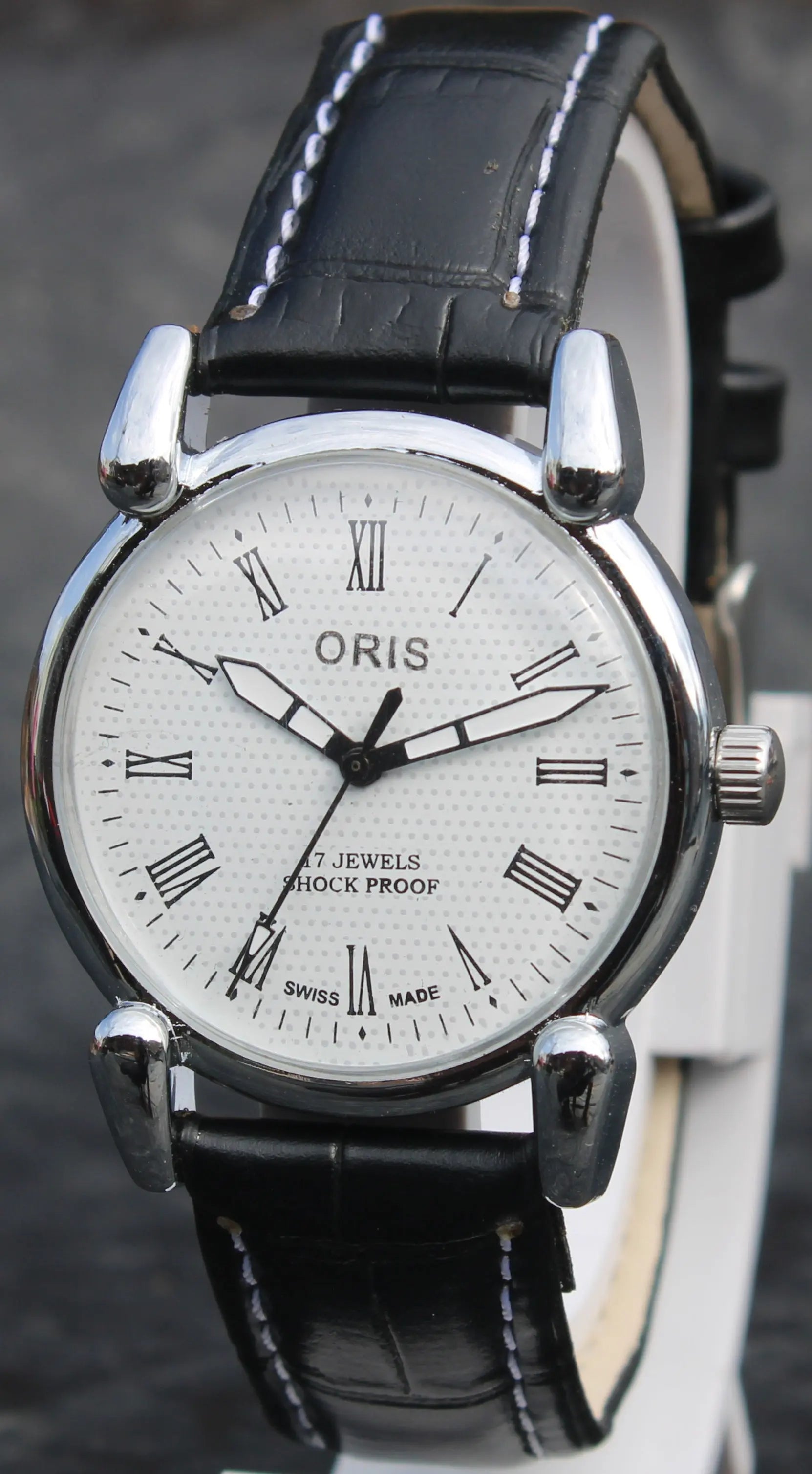 Mechanical Hand Winding Wristwatch ORIS Vintage 17 Jewels FHF ST96 Swiss Made - Genuine Vintage Watches