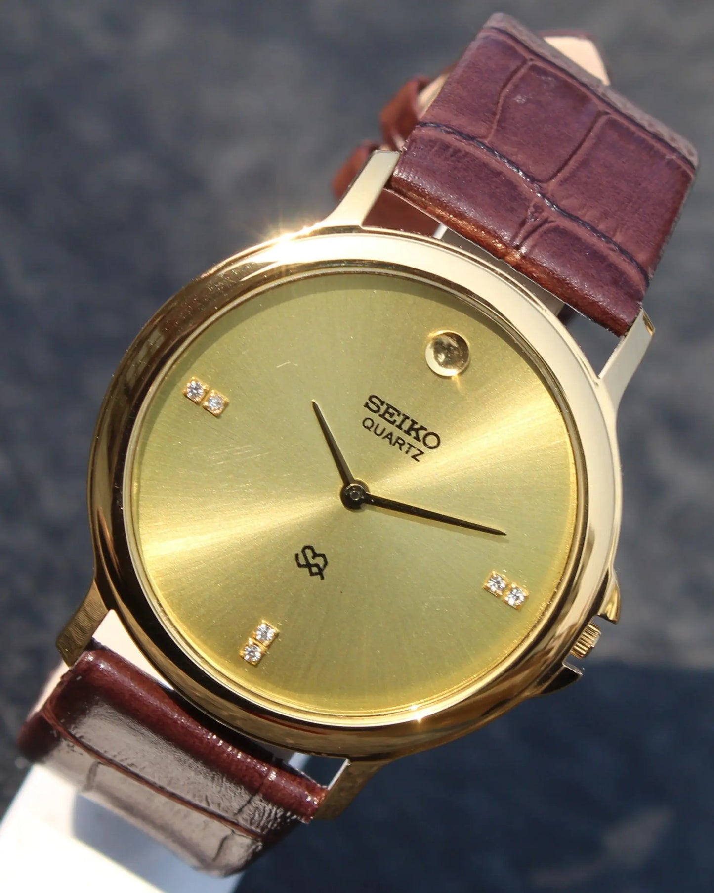 Seiko Quartz Super Slim Two Hands Japan Made Gold Plated Case Golden Dial Wristwatch - Genuine Vintage Watches