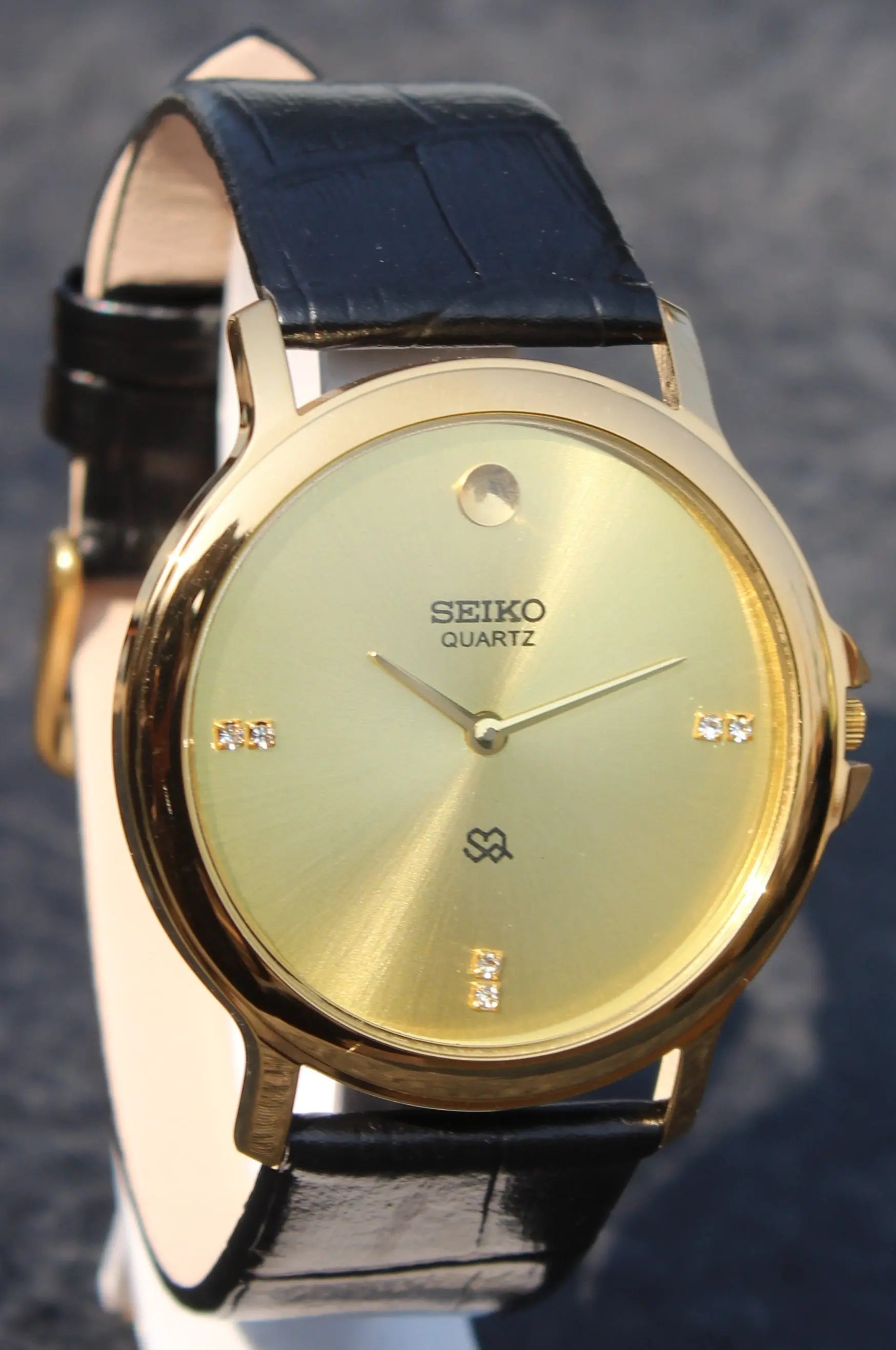 Seiko Quartz Super Slim Two Hands Japan Made Gold Plated Case Golden Dial Wristwatch - Genuine Vintage Watches