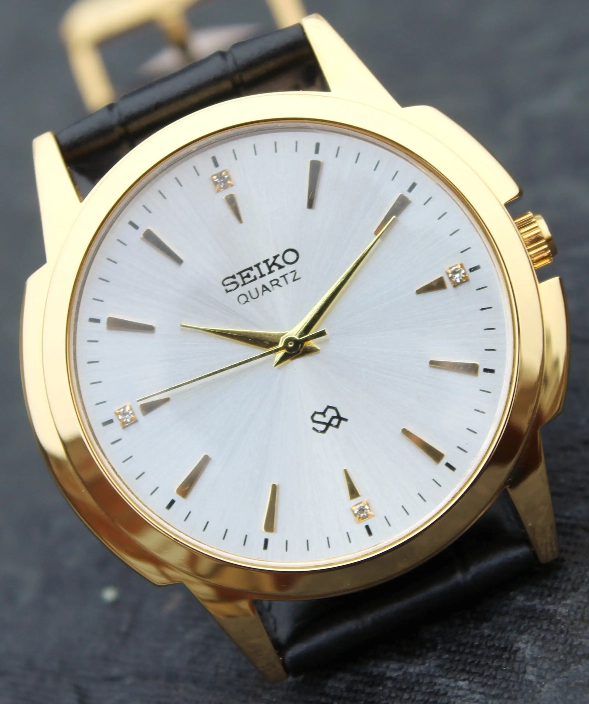 Seiko Quartz Japan Made Gold Plated Case Silver Dial Faux Leather Strap Wristwatch - Genuine Vintage Watches