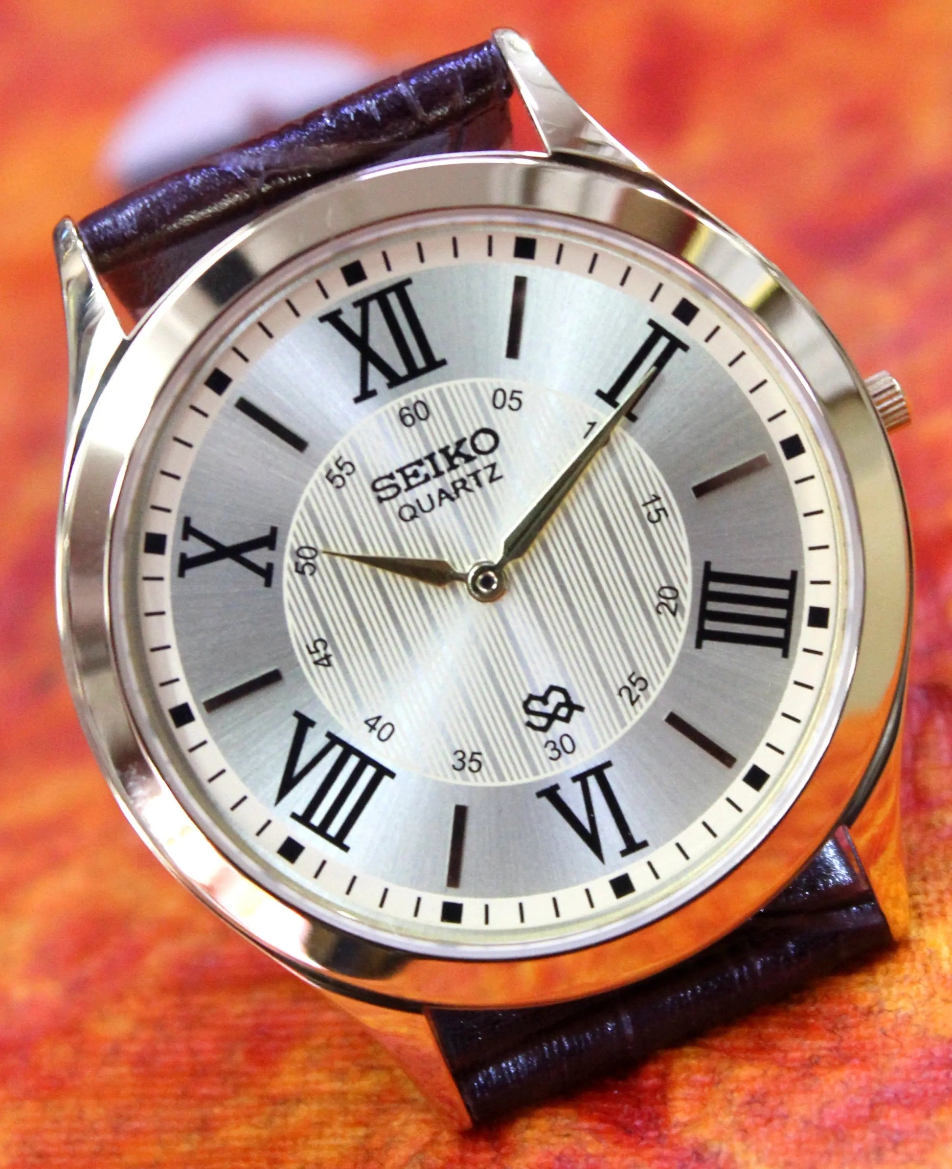 Seiko Quartz Japan Made Super Slim Two Hands Stainless Steel Case Gold Dial Wristwatch - Genuine Vintage Watches