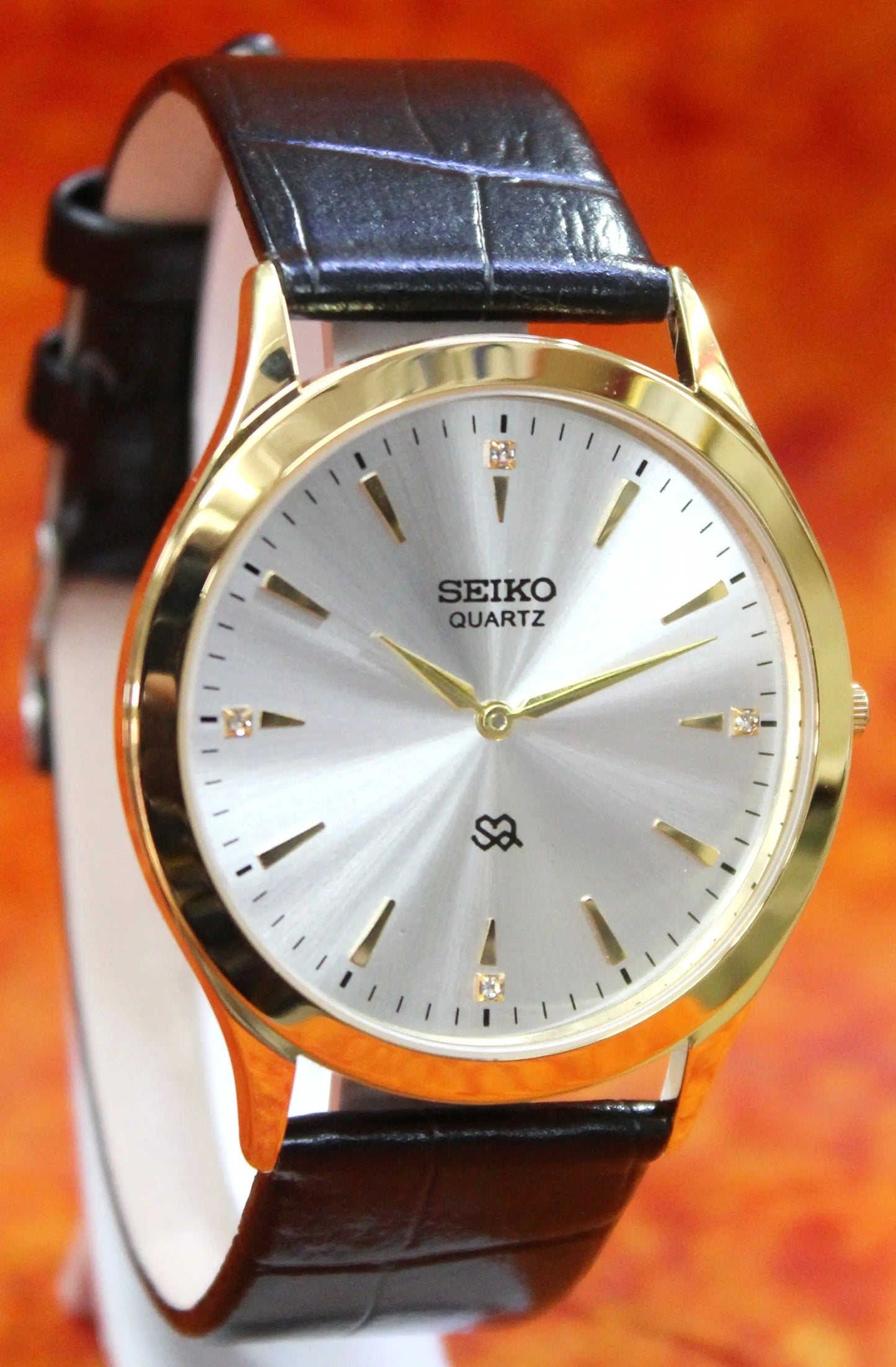 Seiko Quartz Super Slim Two Hands Japan Made Gold Plated Case Silver Dial Wristwatch - Genuine Vintage Watches