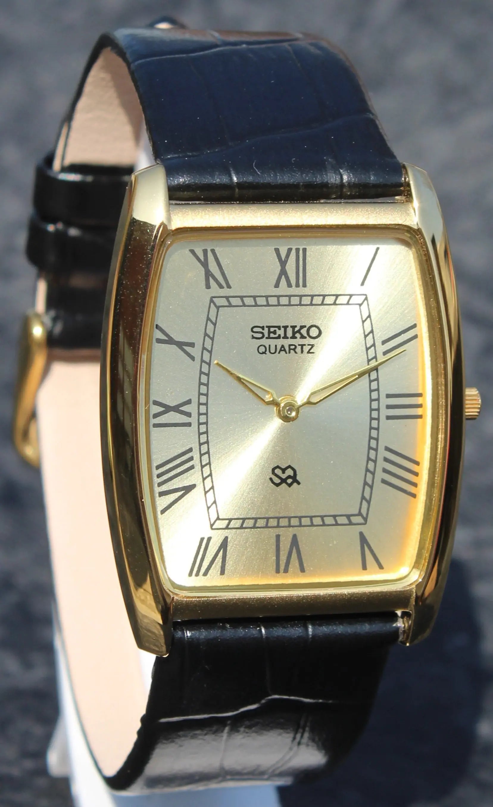 Seiko quartz super slim deals