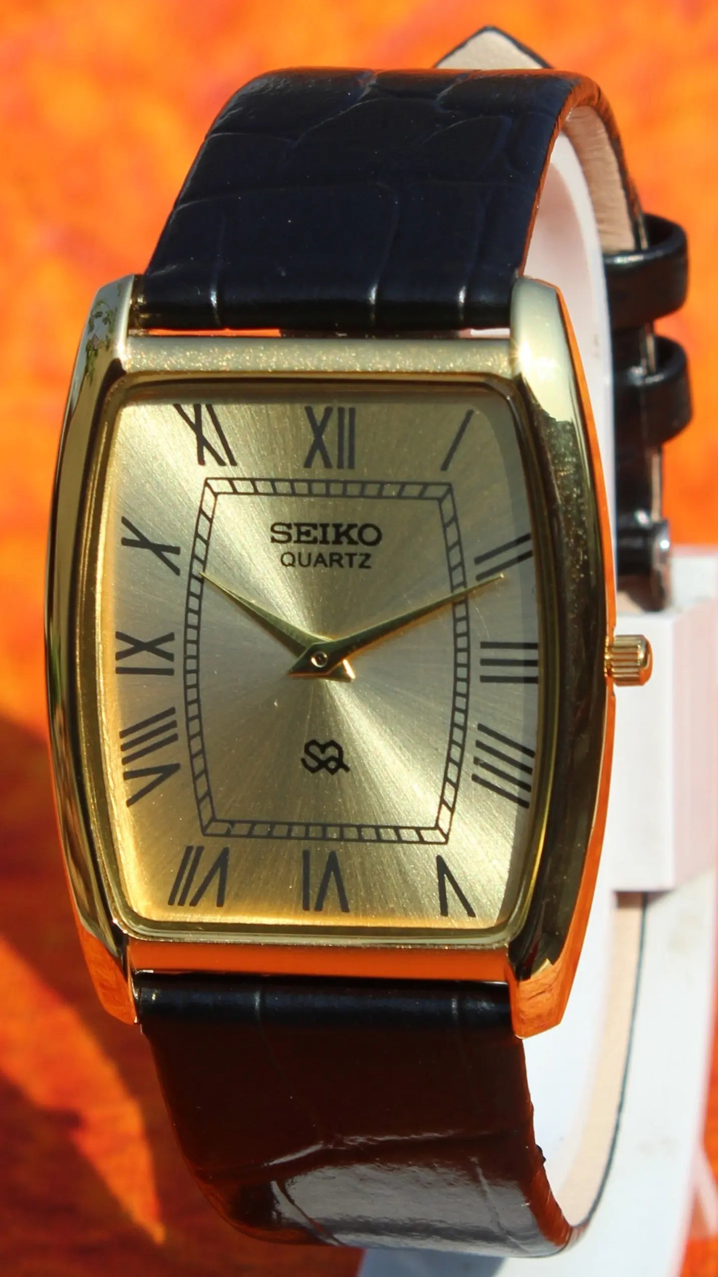 Seiko Quartz Super Slim Two Hands Japan Made Gold Plated Case Golden Dial Wristwatch - Genuine Vintage Watches