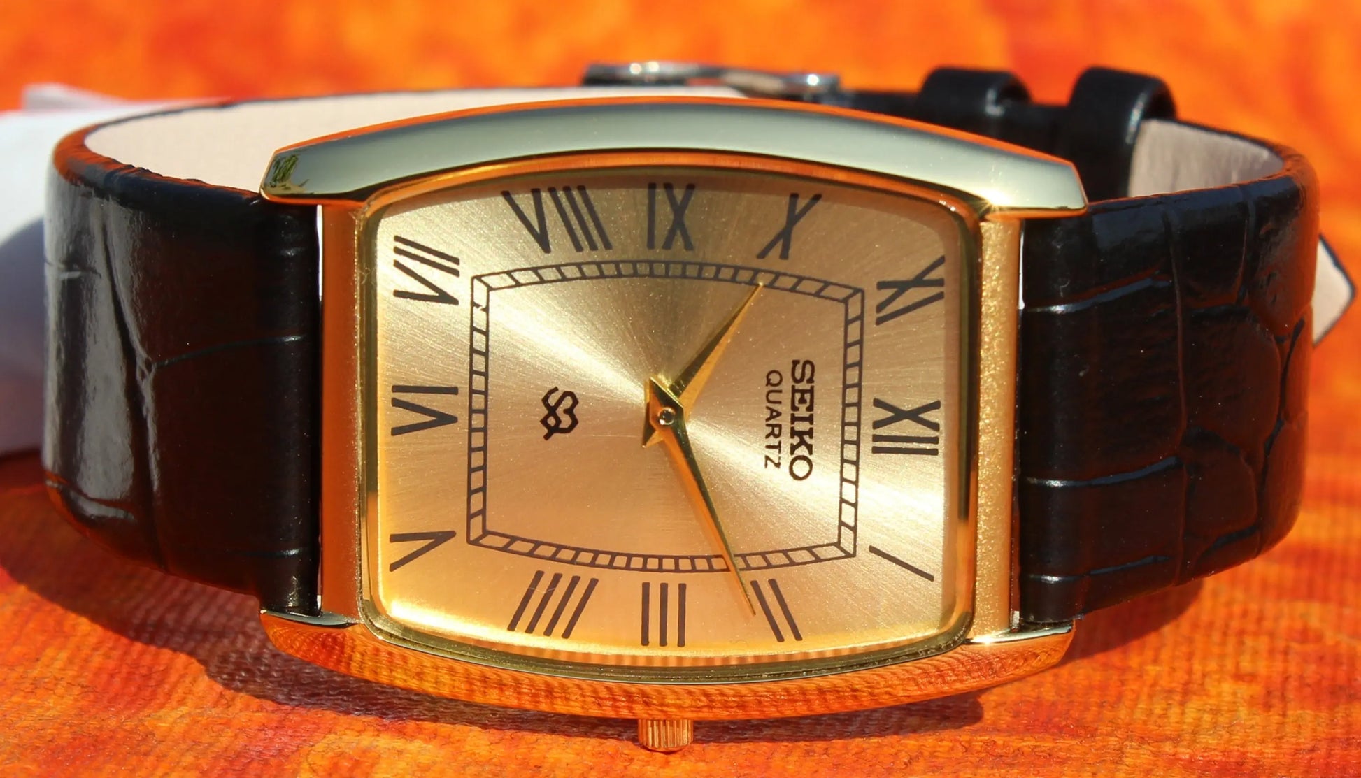 Seiko Quartz Super Slim Two Hands Japan Made Gold Plated Case Golden Dial Wristwatch - Genuine Vintage Watches