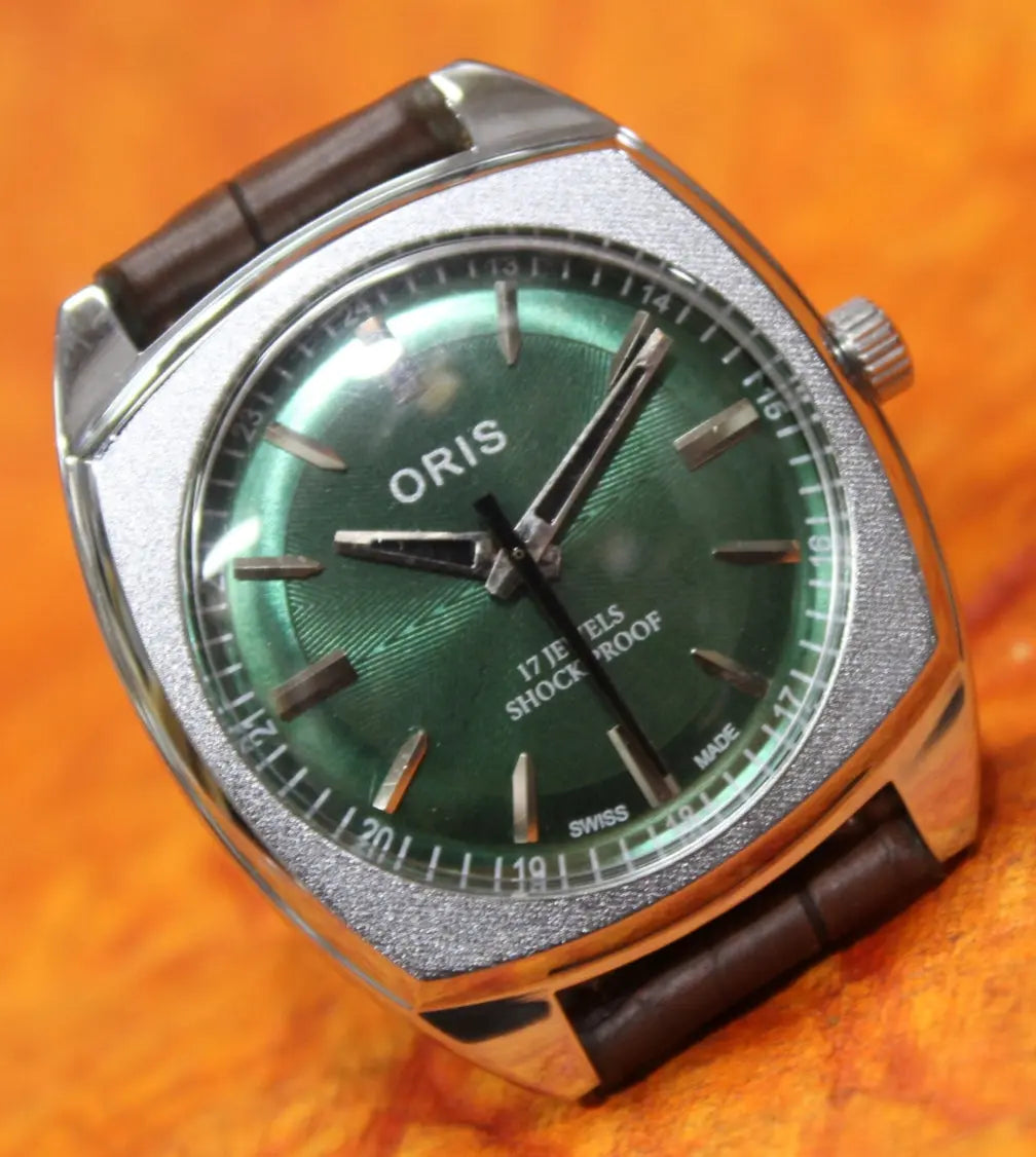 Antique Vintage ORIS 17 Jewels FHF ST9 Mechanical Hand Wind Wristwatch - Genuine Vintage Watches