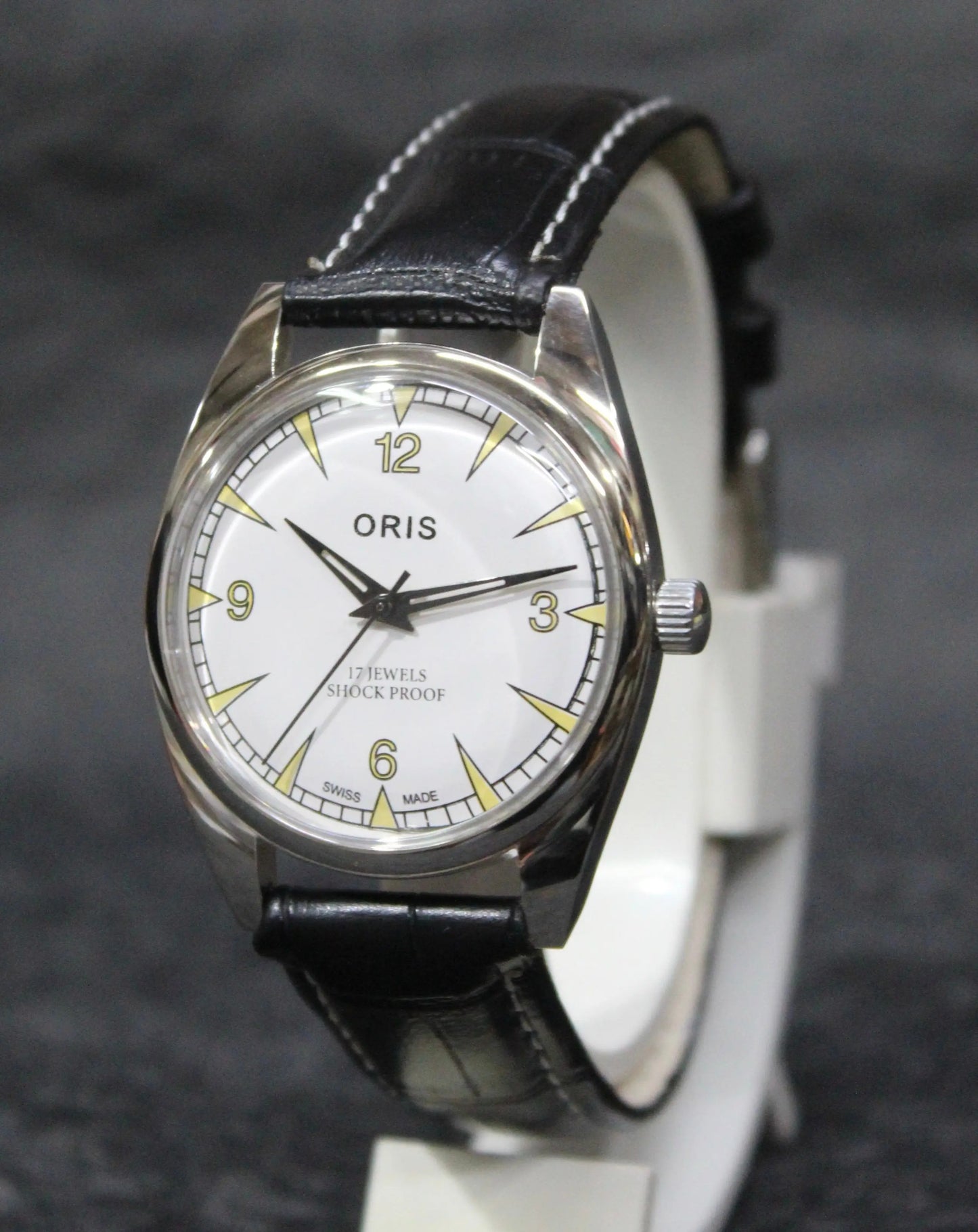 FHF ST96 Antique Vintage ORIS 17 Jewels Mechanical Hand Wind Wristwatch