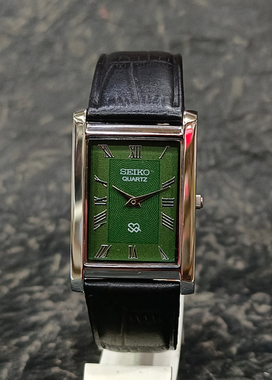 Vintage Seiko Tank Quartz Watch Slim Roman Numeral Dress Wristwatch Geniune-Vintage-Watches