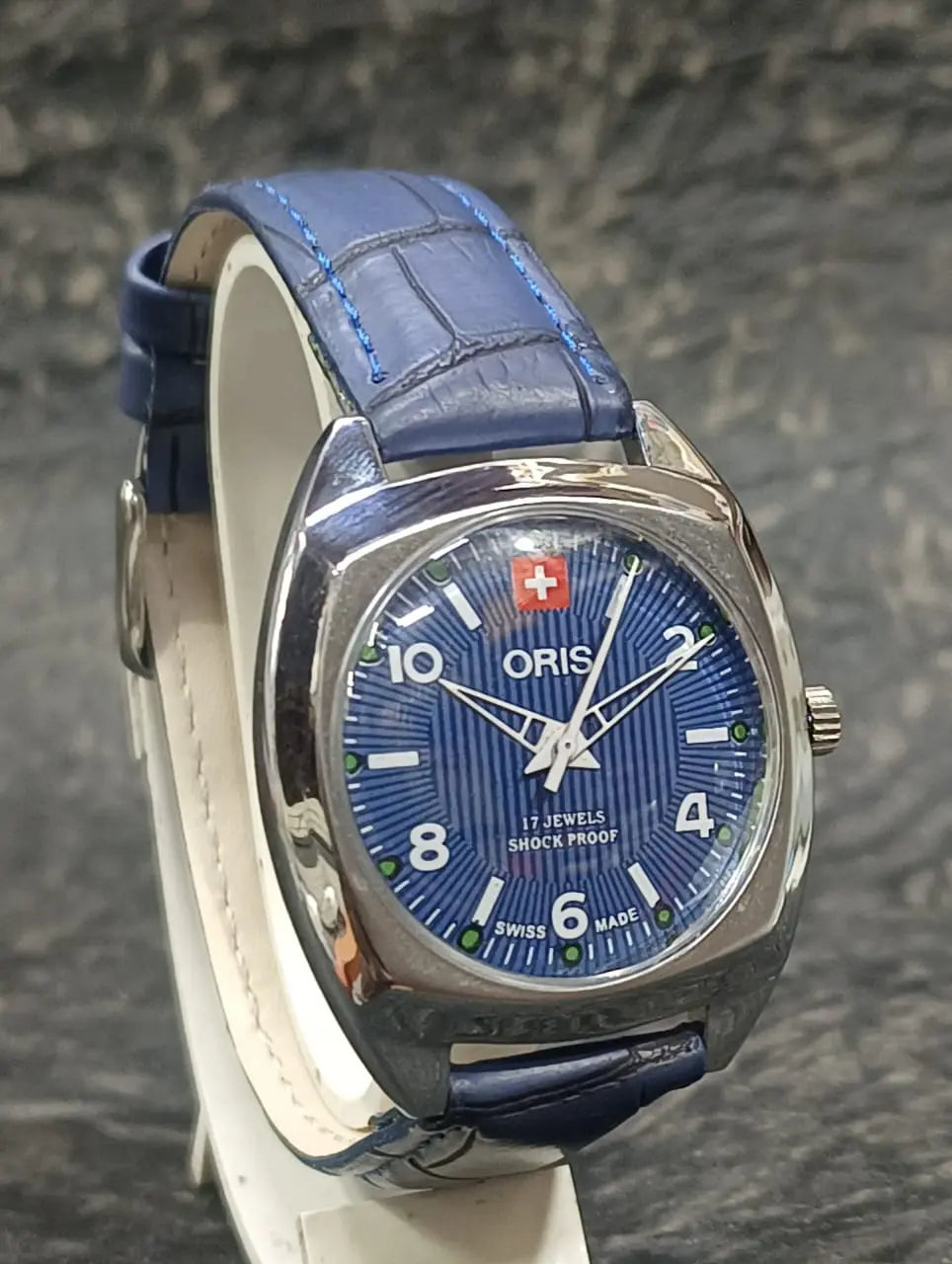 Vintage Oris Mechanical Watch 17 Jewels FHF ST96 Hand Wind Swiss Made