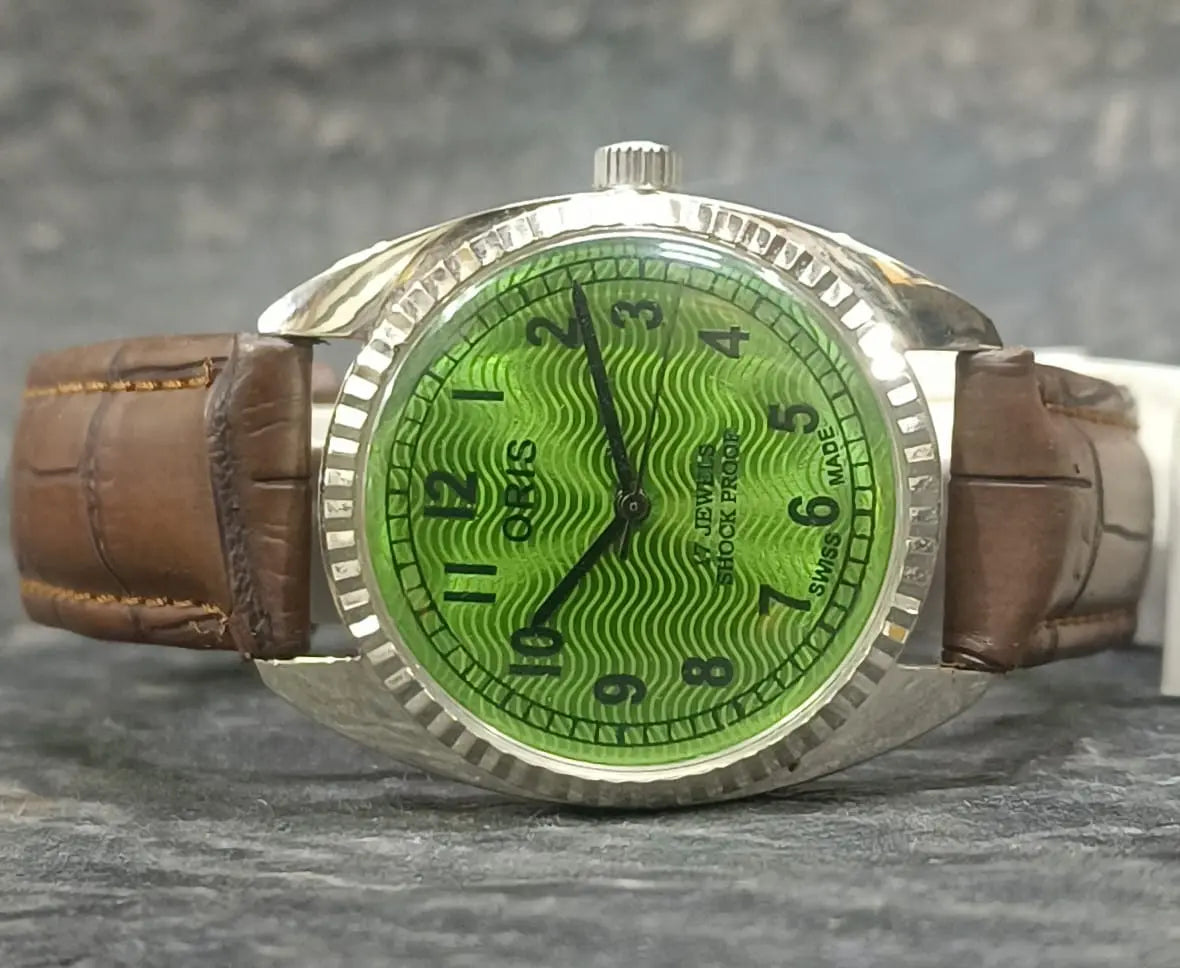 Mechanical Hand Wind Watch ORIS Vintage 17 Jewels FHF ST96 Swiss Made