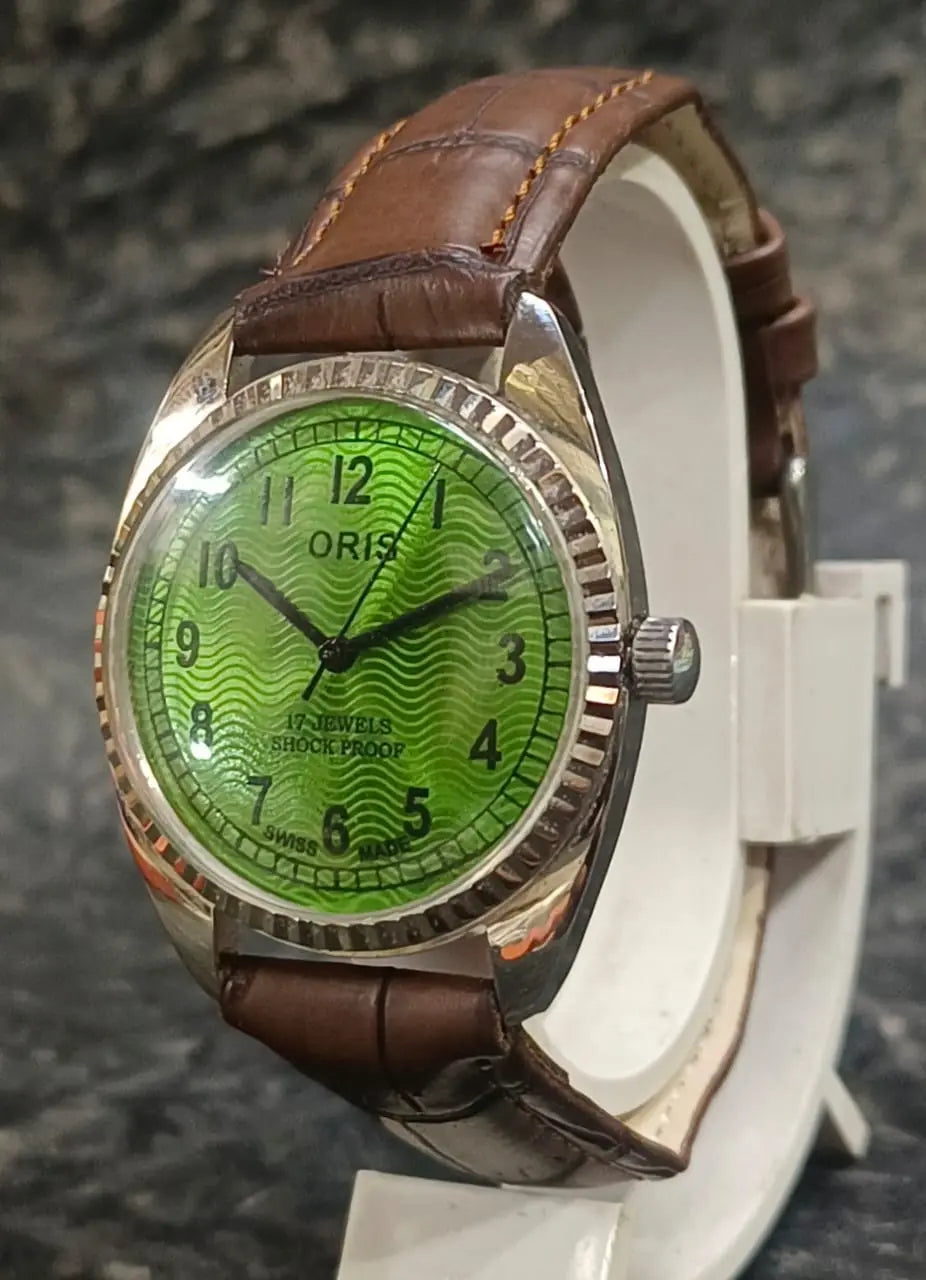 Mechanical Hand Wind Watch ORIS Vintage 17 Jewels FHF ST96 Swiss Made