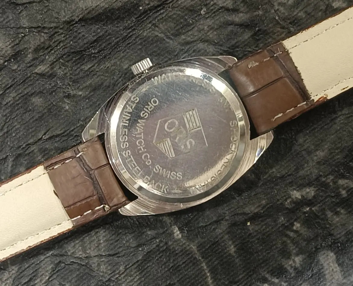 Mechanical Hand Wind Watch ORIS Vintage 17 Jewels FHF ST96 Swiss Made