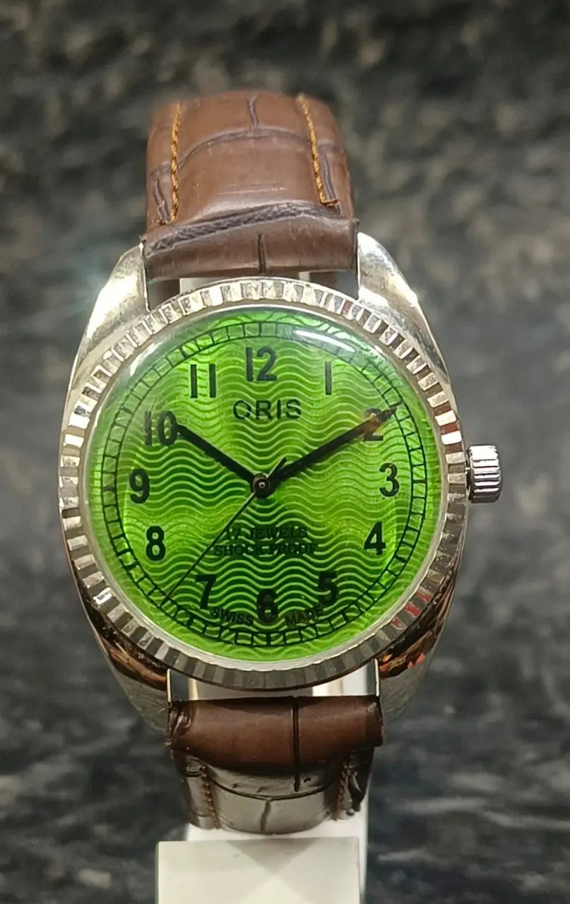 Mechanical Hand Wind Watch ORIS Vintage 17 Jewels FHF ST96 Swiss Made