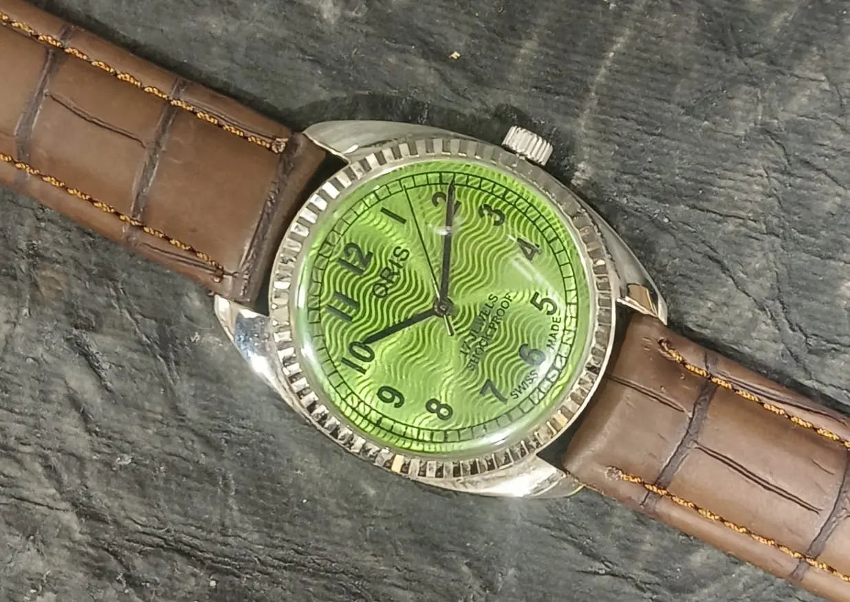 Mechanical Hand Wind Watch ORIS Vintage 17 Jewels FHF ST96 Swiss Made