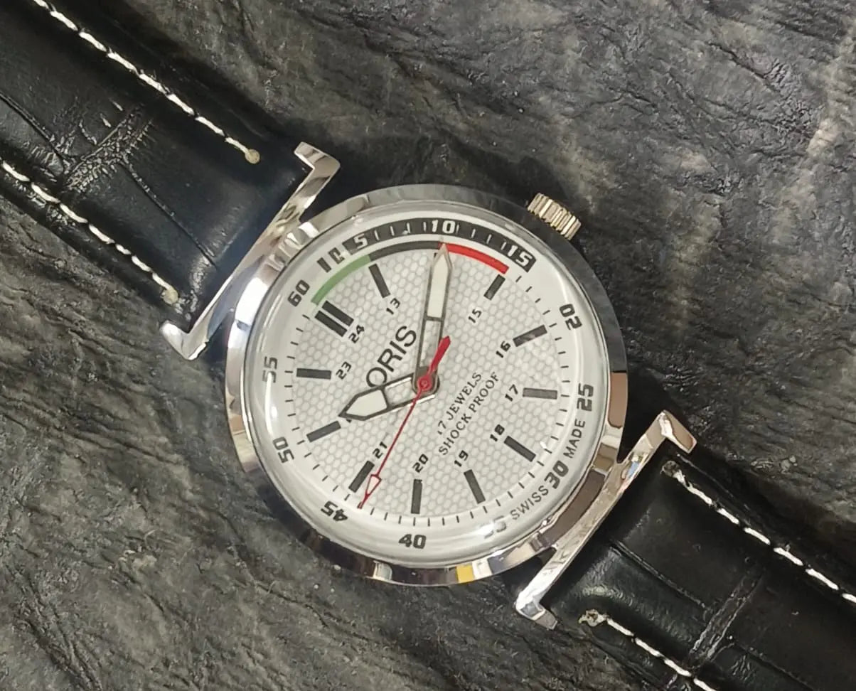 Oris Vintage Wristwatch 17 Jewels ST96 Mechanical Hand Wind Swiss Made