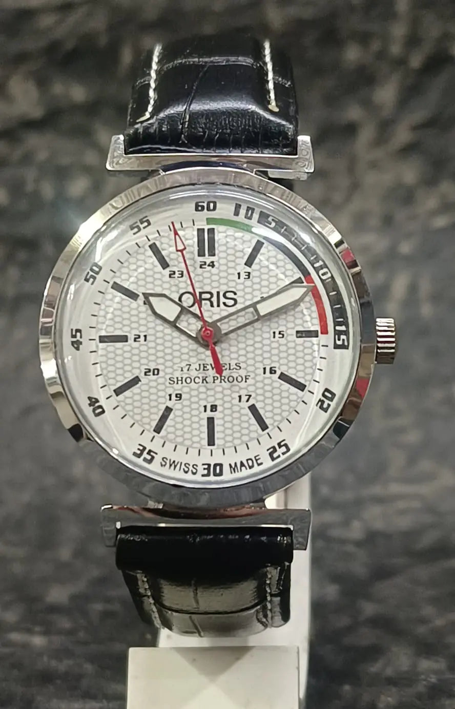 Oris Vintage Wristwatch 17 Jewels ST96 Mechanical Hand Wind Swiss Made