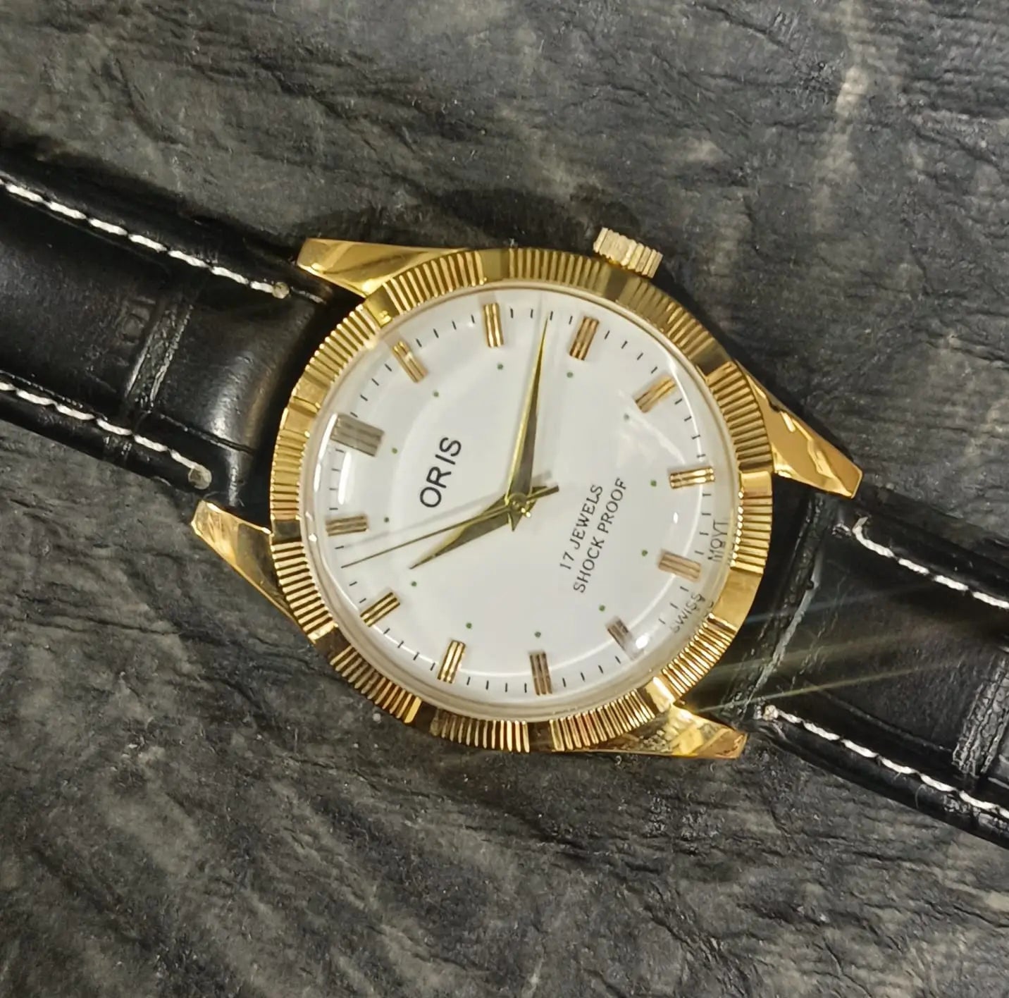 Oris Vintage 17 Jewels FHF ST96 Mechanical Hand Wind Swiss Made Wristwatch